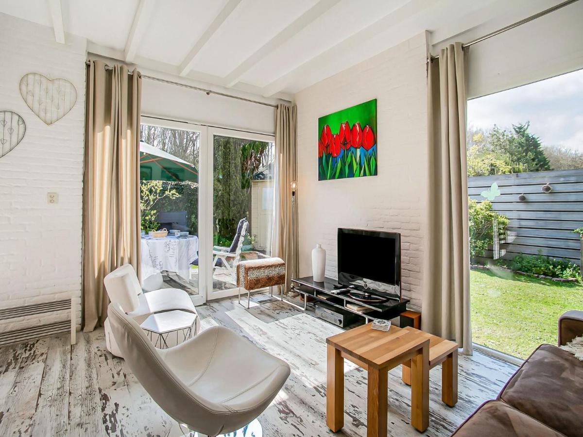 Vakantiehuis Lovely In With Garden *